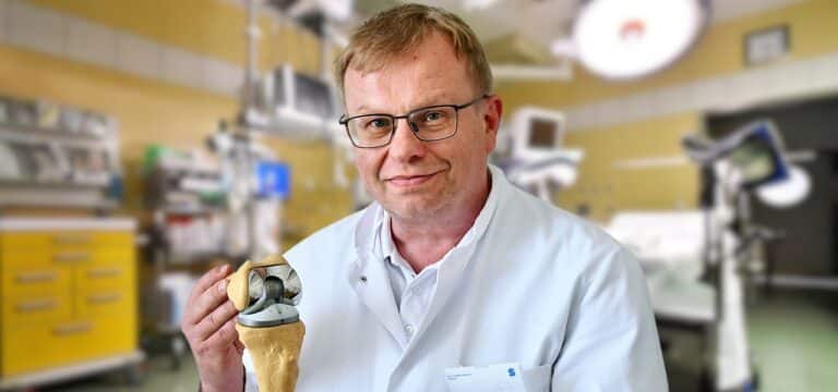 Endoprothetischer Gelenkersatz bei Arthrose: Dr. Klaus Michel im Interview