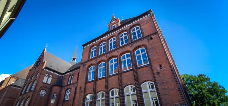 Feuerwehreinsatz nach Gasalarm in der Wismarer Goethe-Schule