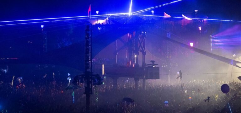 70.000 bei „Fusion“ – Polizei bei Drogenkontrollen fündig