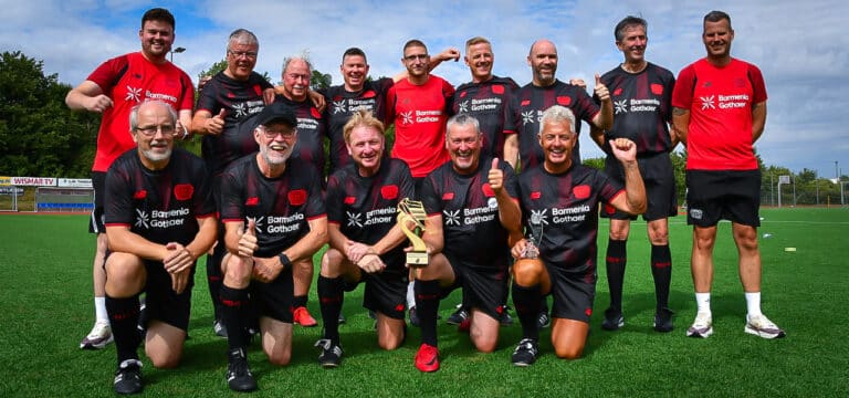 Bayer 04 Leverkusen triumphiert beim 3. BAIS Walking Football Cup