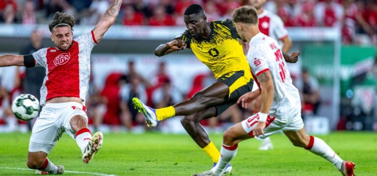 Zitternder BVB erlöst sich spät und muss sich um Profi sorgen