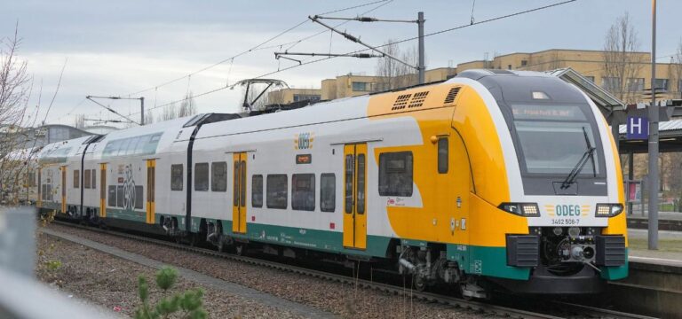 Regionalexpress macht außerplanmäßige Pinkelpause