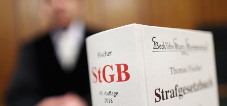 Ziegenbock-Attacke im Streichelgehege? Klage vor Gericht