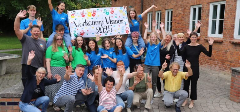 Studenten betreuen Kinder: Internationales Workcamp in Wismar gestartet