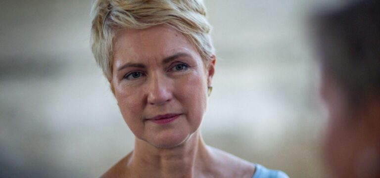 Schwesig fordert schnelle Senkung der Gastro-Mehrwertsteuer