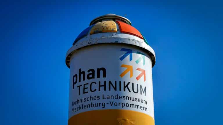 Neue Sonderausstellung im phanTECHNIKUM: „ALL.täglich!“ zeigt Raumfahrt im Alltag