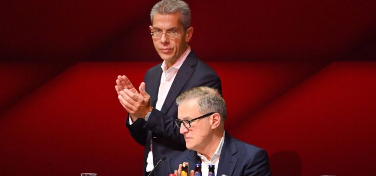Überraschende Personalie: FC Bayern baut seinen Vorstand offenbar um