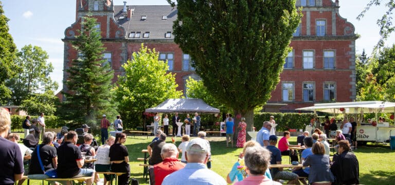 Sommerfest im Hospiz Schloss Bernstorf: Ein Fest der Freude und Dankbarkeit