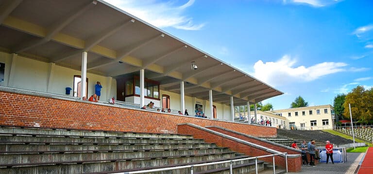 Kurt-Bürger-Stadion Wismar: Bund fördert zweiten Bauabschnitt mit 5,6 Millionen Euro