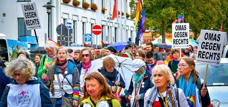 1.000 Teilnehmer beim CSD Grevesmühlen – Rechte Gegenaktion