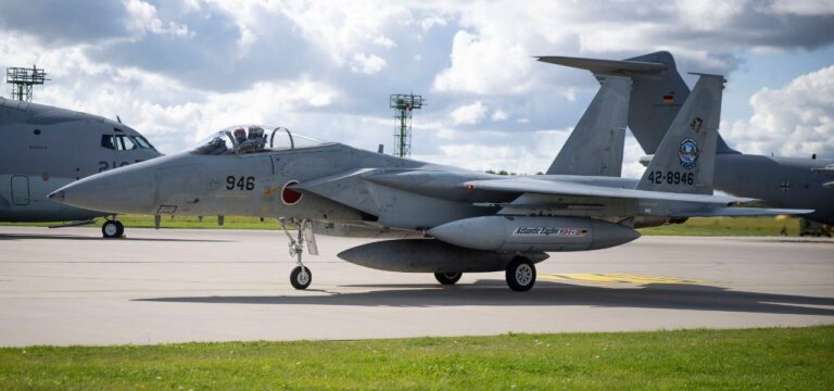 Premiere in Deutschland – japanische Jets in Laage gelandet