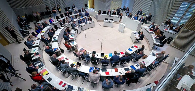 Erste Lesung zum Doppelhaushalt des Landes im Landtag