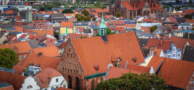 Sanierung eines gotischen Glasfensters in der Heiligen-Geist-Kirche Wismar