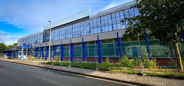 Wismar feiert Städtebauförderung: Stadthallen‑Einweihung und neue Sportstätten