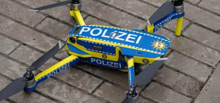 Landespolizei setzt auf chinesische Drohnen – Kritik