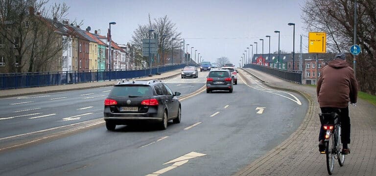 Nächtliche Spezialmessungen auf der Hochbrücke: Kurzzeitige Sperrungen am Abend in Wismar