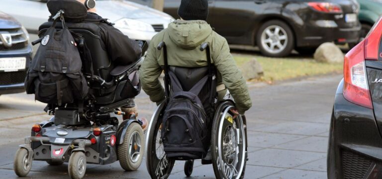 Sozialausgaben steigen – Regierung und Verbände im Clinch