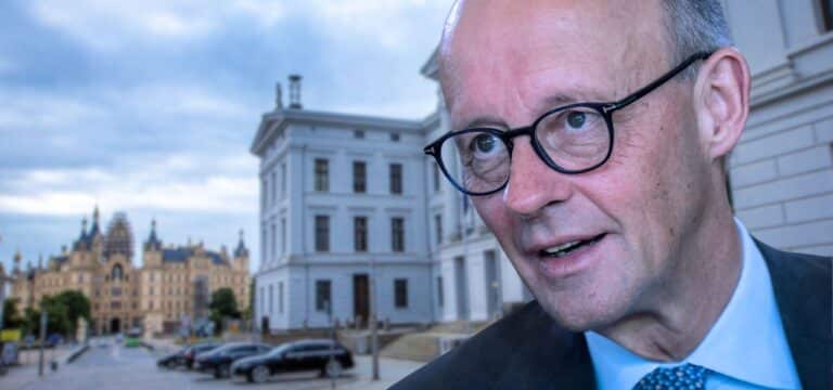Kanzler Merz verbreitet Optimismus in Mecklenburg-Vorpommern