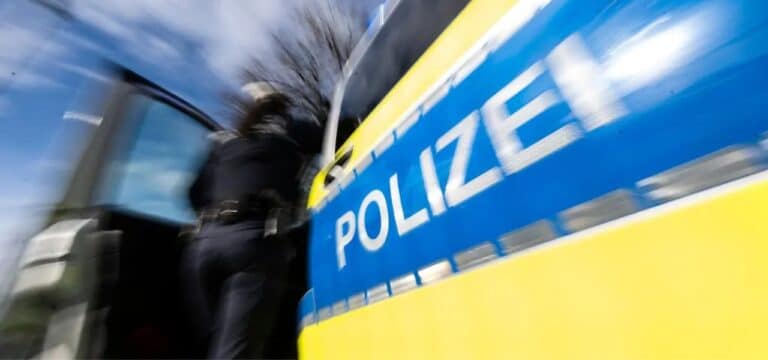Serie von Komplettrad‑Diebstählen in Boltenhagen – Polizei sucht Zeugen