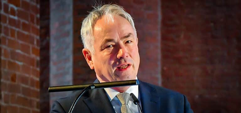 „Zusammenhalt und Zuversicht“: Bürgermeister Thomas Beyer sendet Neujahrsgrüße