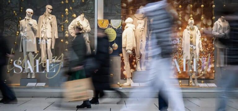 Weihnachtsgeschäft unter Druck: Billigplattformen verändern den Handel