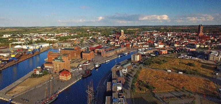 Dienstag in Wismar: Kulturimpulse, Ermittlungen und winterliches Wetter