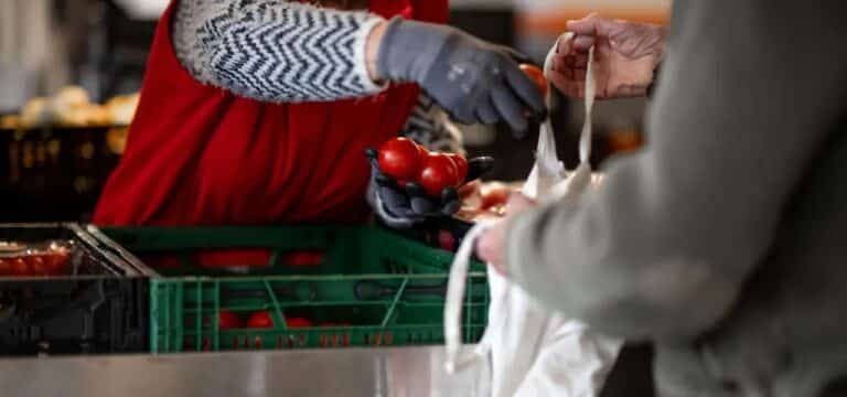 Ehrenamt am Limit – Tafeln in MV kämpfen mit Engpässen