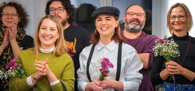 Finissage der Ausstellung „FANNY“: Künstler Autoren präsentieren Kataloge und Lesungen