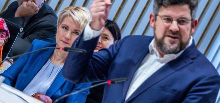 Kita bleibt beitragsfrei – Familien sparen 18.000 Euro