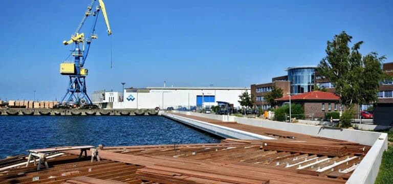 Einweihung des sanierten Brunkowkais in Wismar