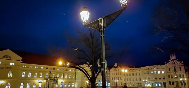 63 Jahre Élysée‑Vertrag: Wismar feiert deutsch‑französische Freundschaft