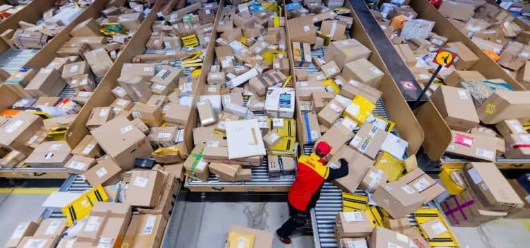 Weihnachtszeit: Tipps für den sicheren Versand von Briefen und Paketen