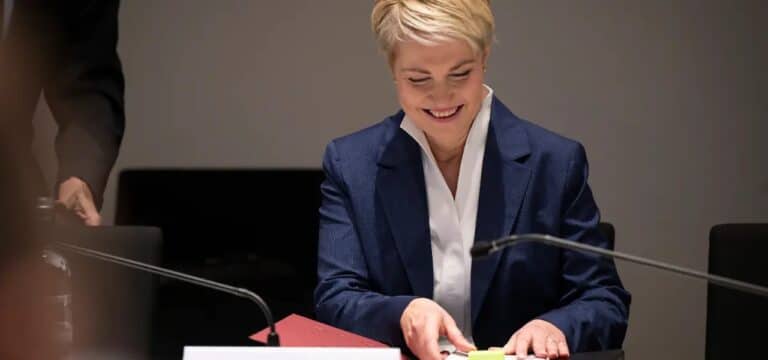 Schwesig: Pipeline-Bau aus Überzeugung unterstützt