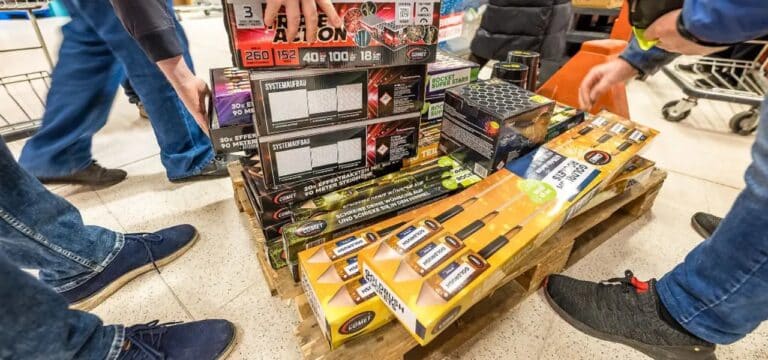 Feuerwerk aus Containern geklaut – Fälle häufen sich