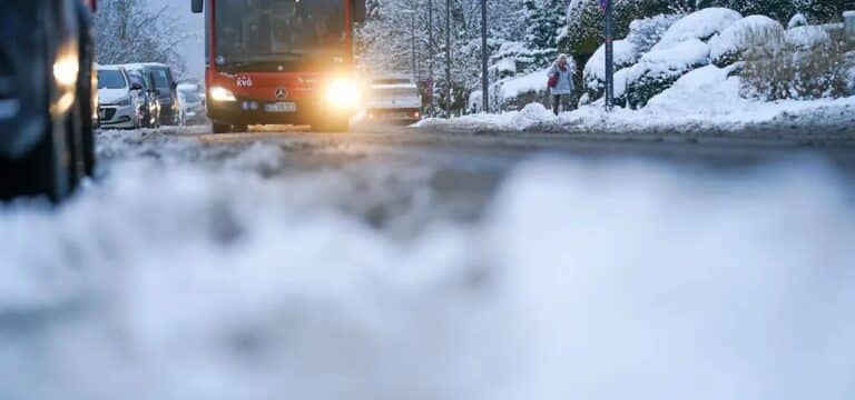 NAHBUS hält Betrieb trotz Glätte stabil – punktuelle Verzögerungen möglich