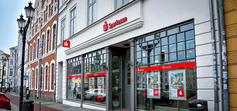 Sparkasse warnt vor betrügerischen Telefonanrufen