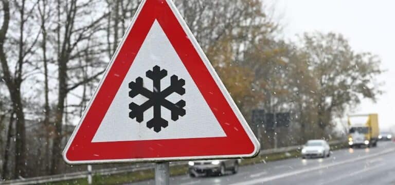 Eis-Unwetterwarnung in ganz MV – Schulbusse sollen rollen