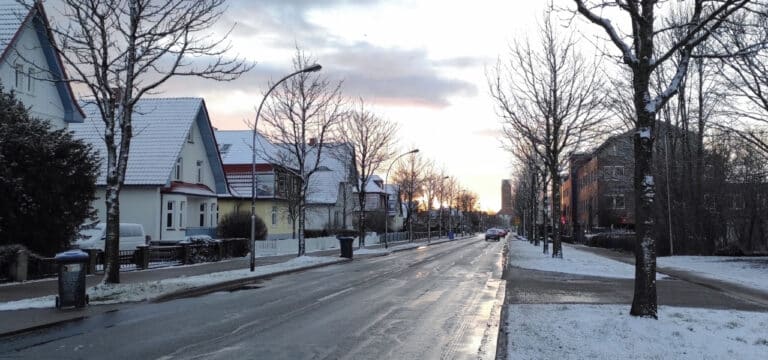 Wintereinbruch in der Region: Glätte, Unfälle und neue Schneefront im Anmarsch
