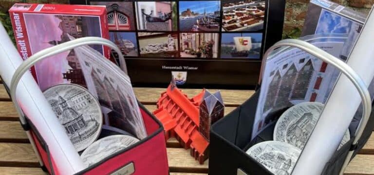 Tourist‑Information Wismar präsentiert den „Wismarer Osterkorb“