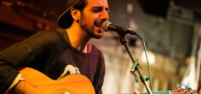 Baltic in Concert: Live‑Musik mit Aljosha Konter am Sonntag im „ParkInn Wismar“