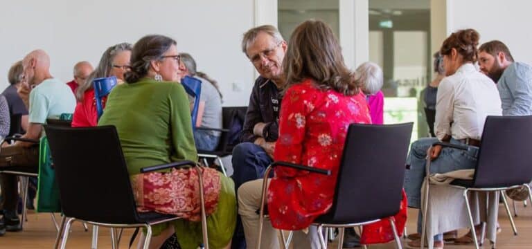 Dialogformat „Sprechen & Zuhören“ lädt am 6. Juli zum Austausch über die Landtagswahl ein