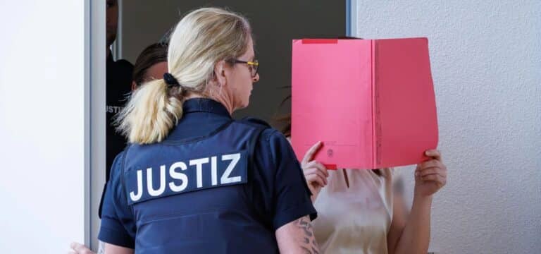 Zeuge: Angeklagte war am Fundort – Täterwissen oder Zufall?