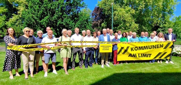 „Kommunen am Limit“: Nordwestmecklenburg und Wismar protestieren gegen Finanznot