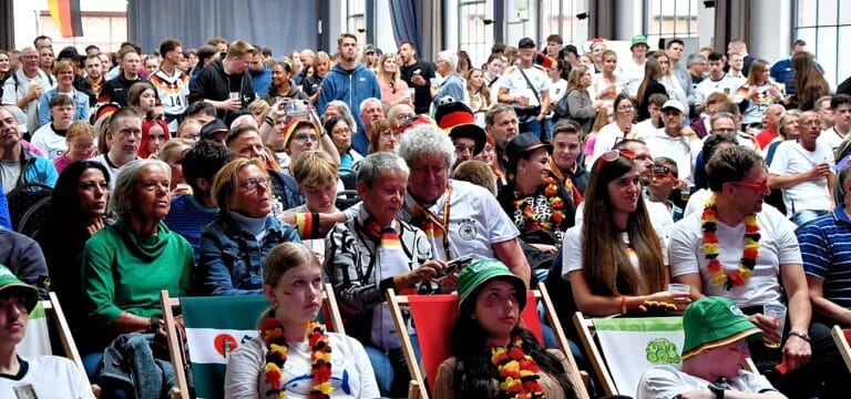 Wismar feiert WM‑Auftakt: Partystimmung und Torfestival in der Markt‑ und Eventhalle