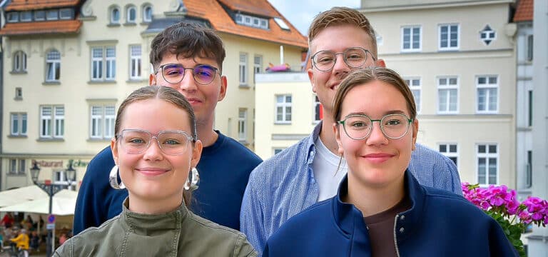 Jugendliche gestalten die Zukunft: Erstes positives Fazit nach Austausch im Rathaus