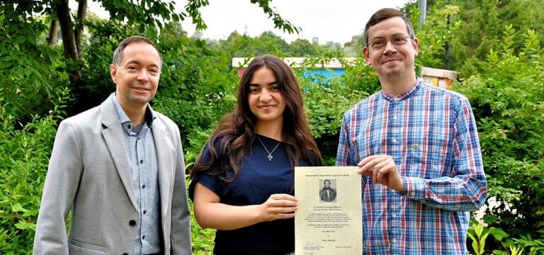 Dahlmann‑Preis 2026 an zwei Wismarer Schülerinnen vom Rotary-Club verliehen