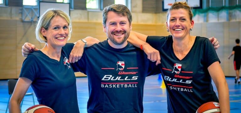 Großes Jubiläum unterm Korb: Wismar Bulls feiern „30+1“-Geburtstag mit Showdown gegen Rostock