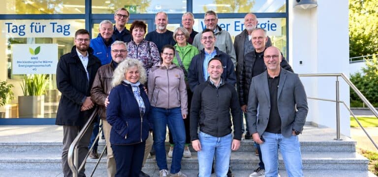 Rotary Club Wismar informiert sich über Wärmewende und Netzinfrastruktur der Stadtwerke